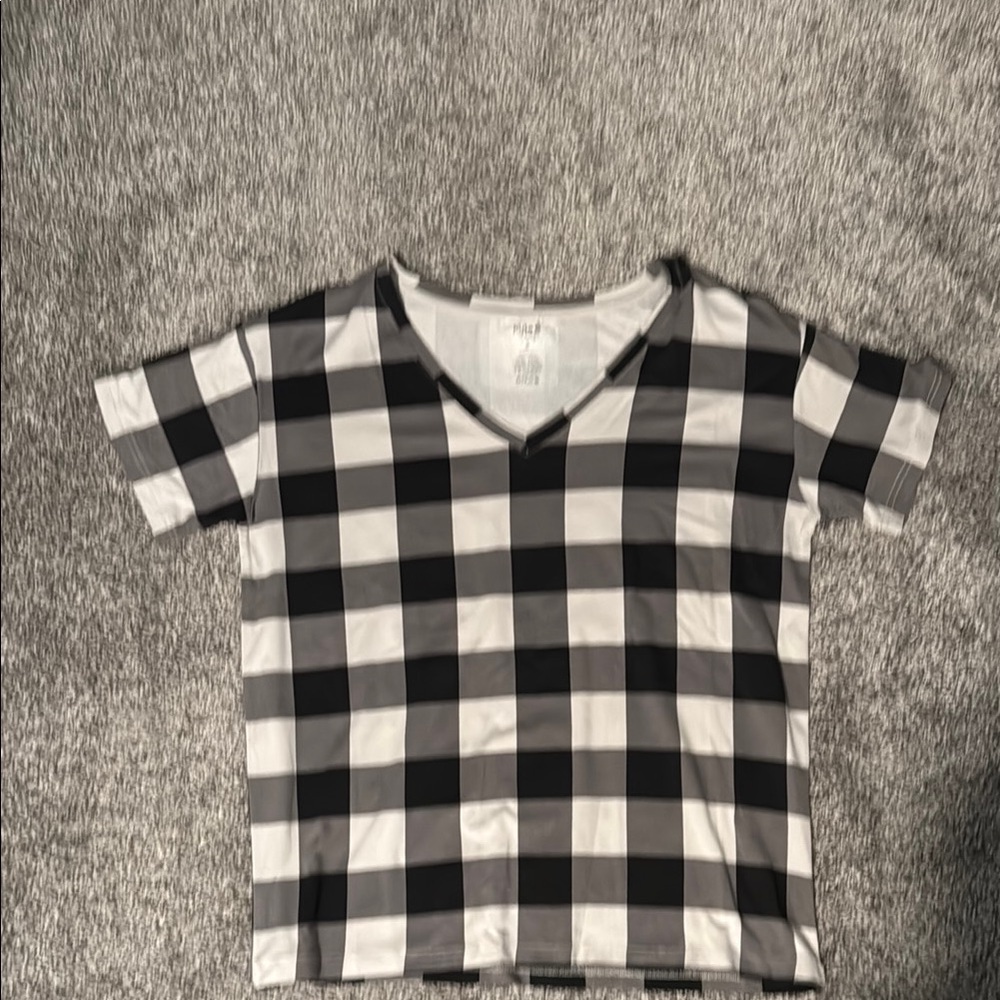 Kyte Baby women’s v neck, Midnight plaid